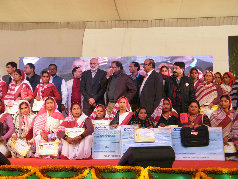 Asha workers awarded by dm