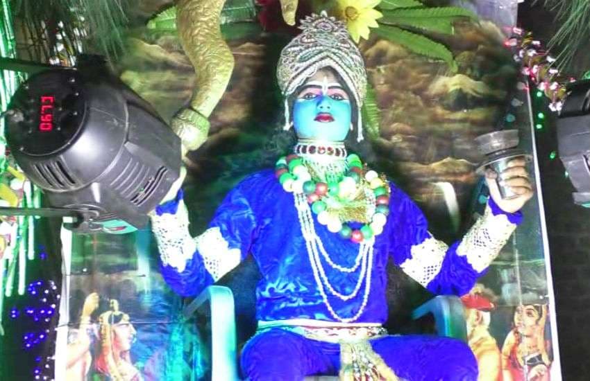 श्रीराम जन्मोत्सव शोभायात्रा में माता काली देवी की झांकी