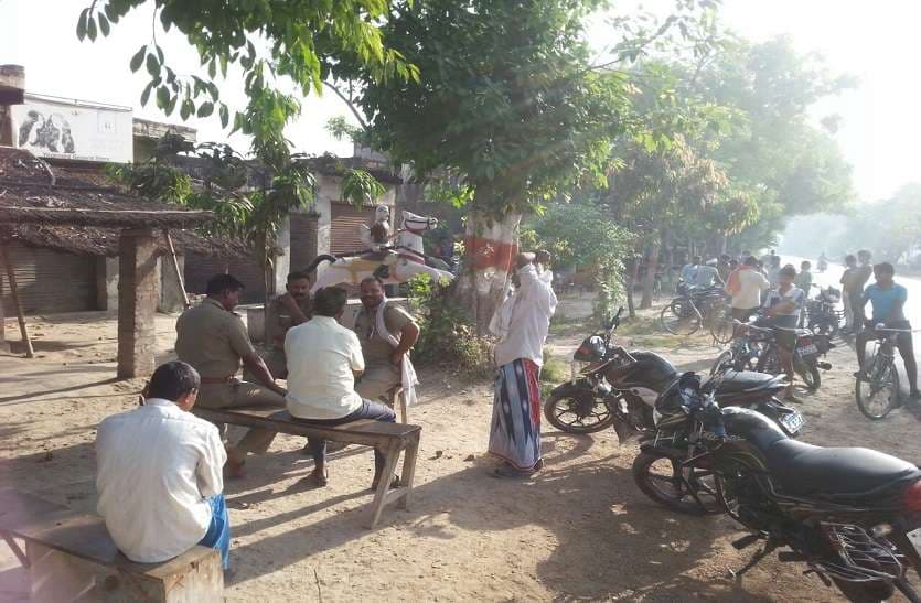 tension in village after raja suhel dev statue break police manage it