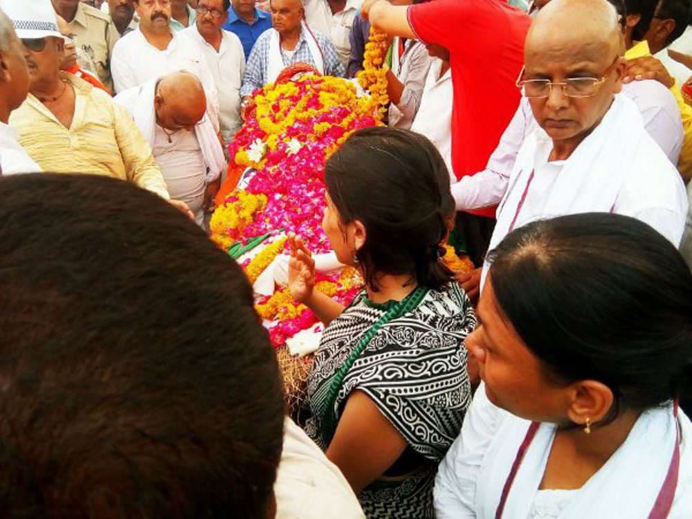 funeral of balkavi bargi