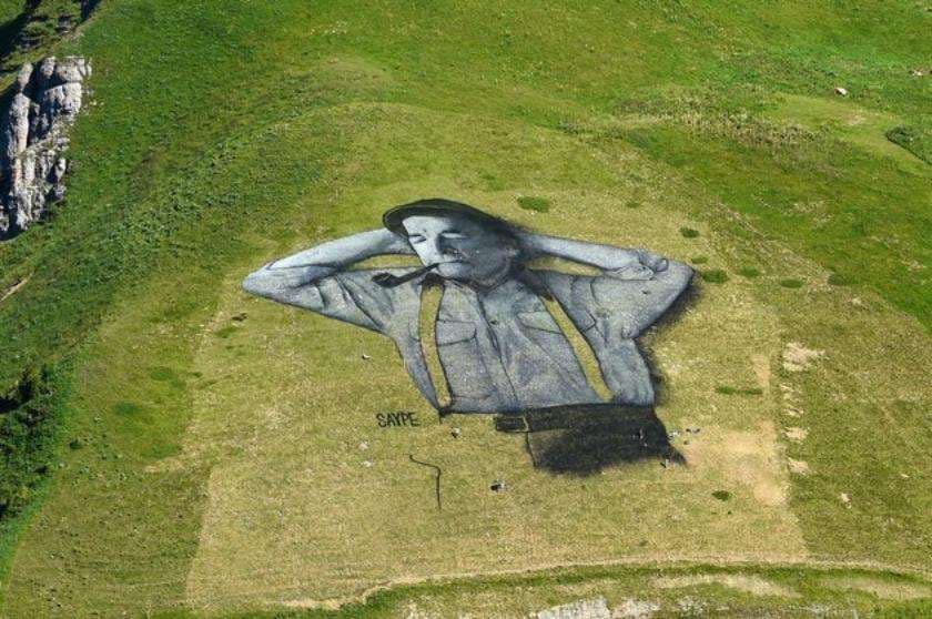 giant landart painting near lake in geneva catching eyes of onlookers