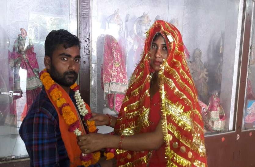 talaq victim marriage in temple with hindu boy