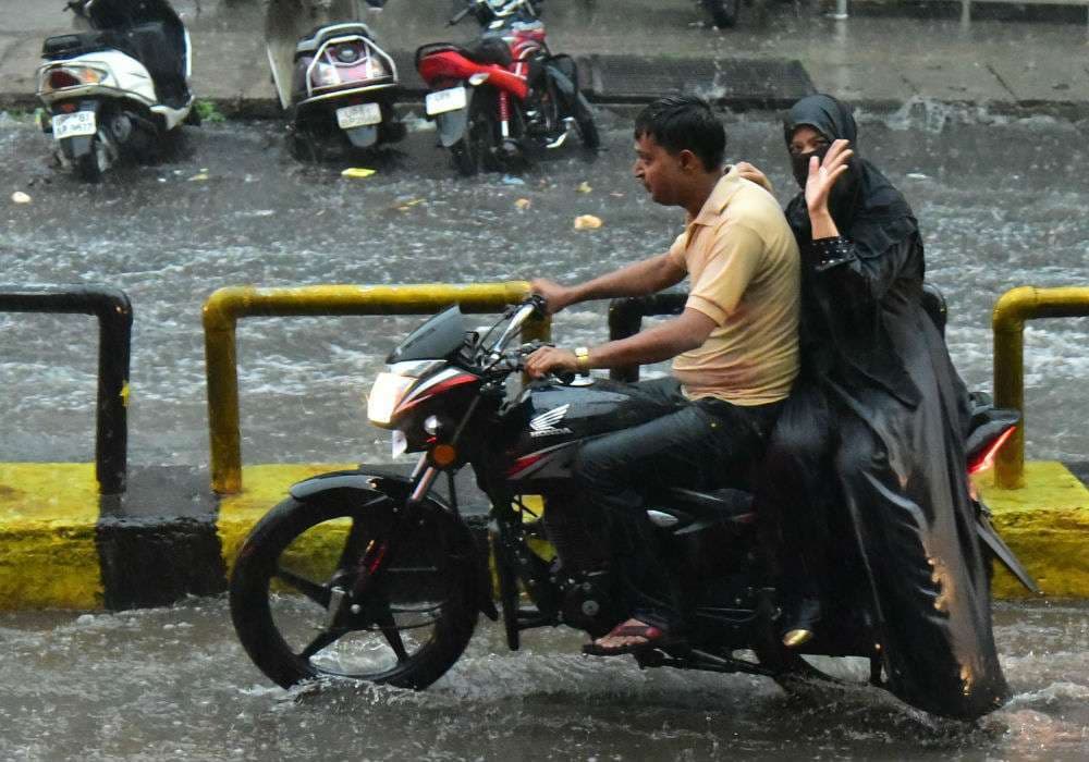 Rain in aligarh