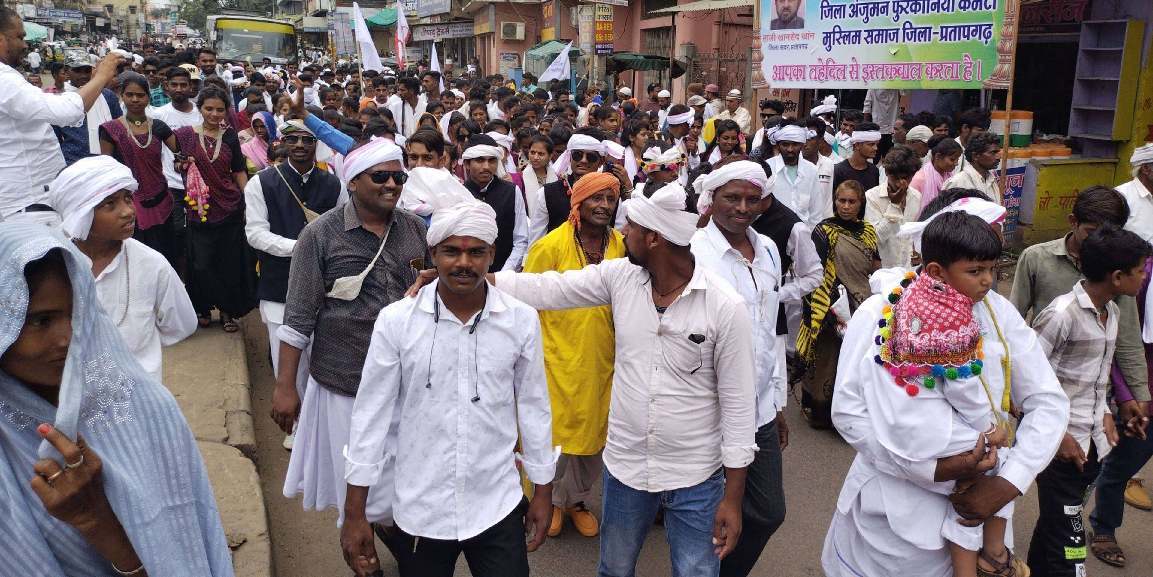 कांठल में बिखरी आदिवासी सभ्यता-संस्कृति की झलक देखे तस्वीरें...