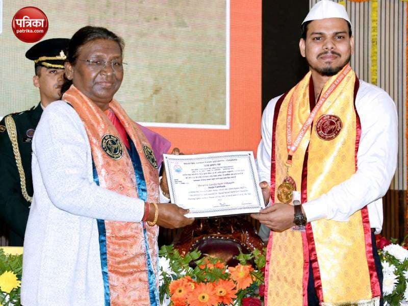 president_of_india_in_varanasi_4.jpg