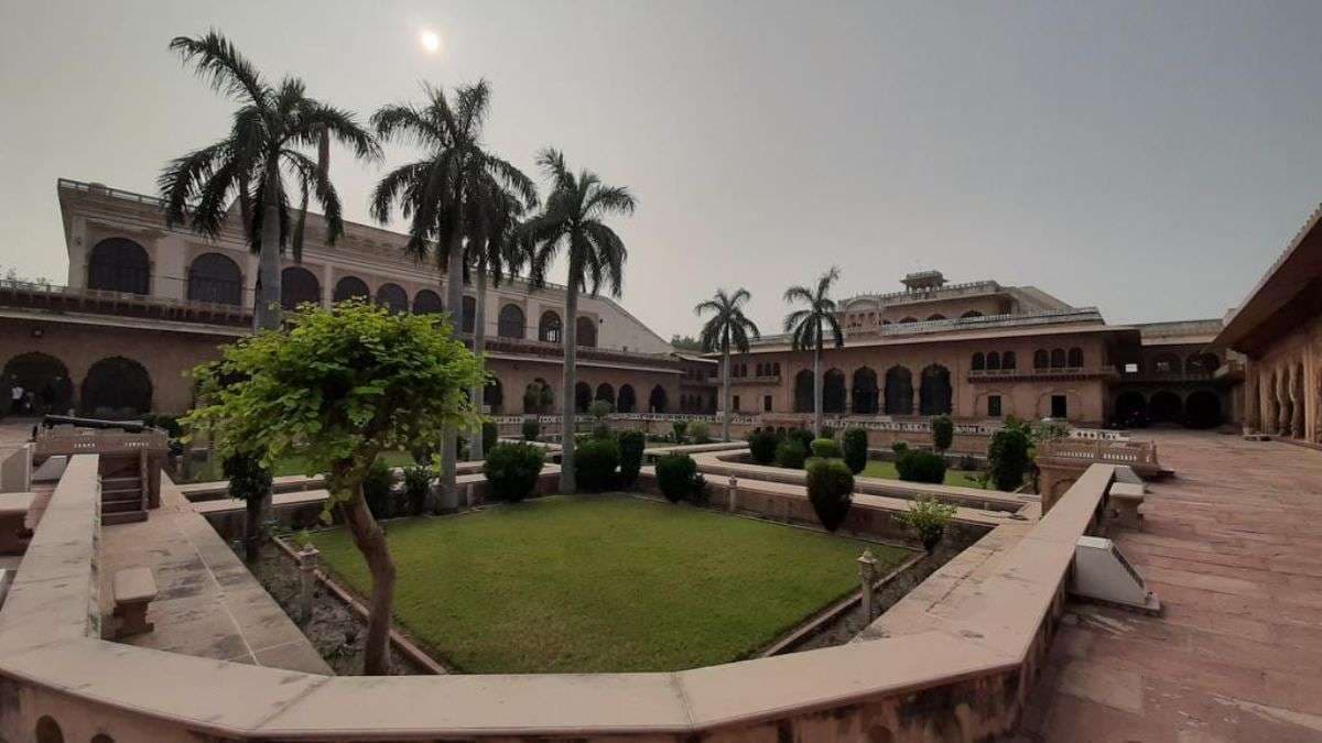 lohagarh_fort_bharatpur_08.jpg