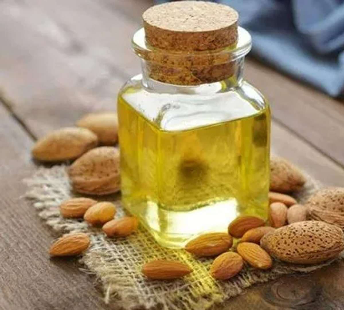 almond-oil-for-heart.jpg