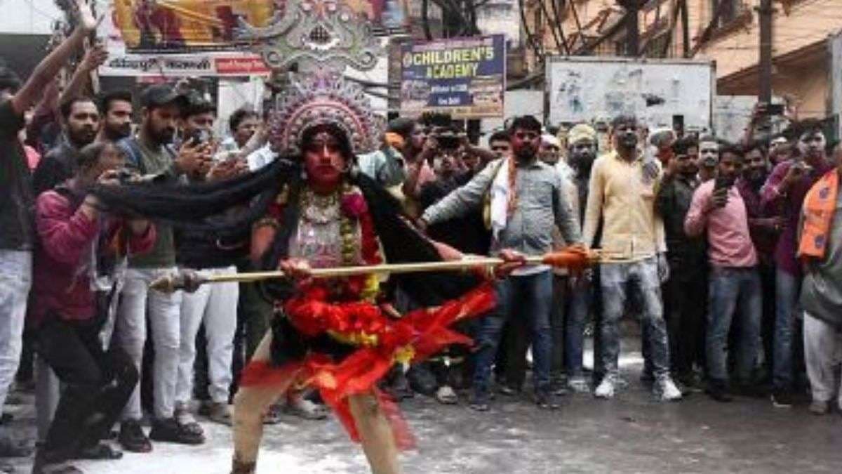 Holi In Varanasi 