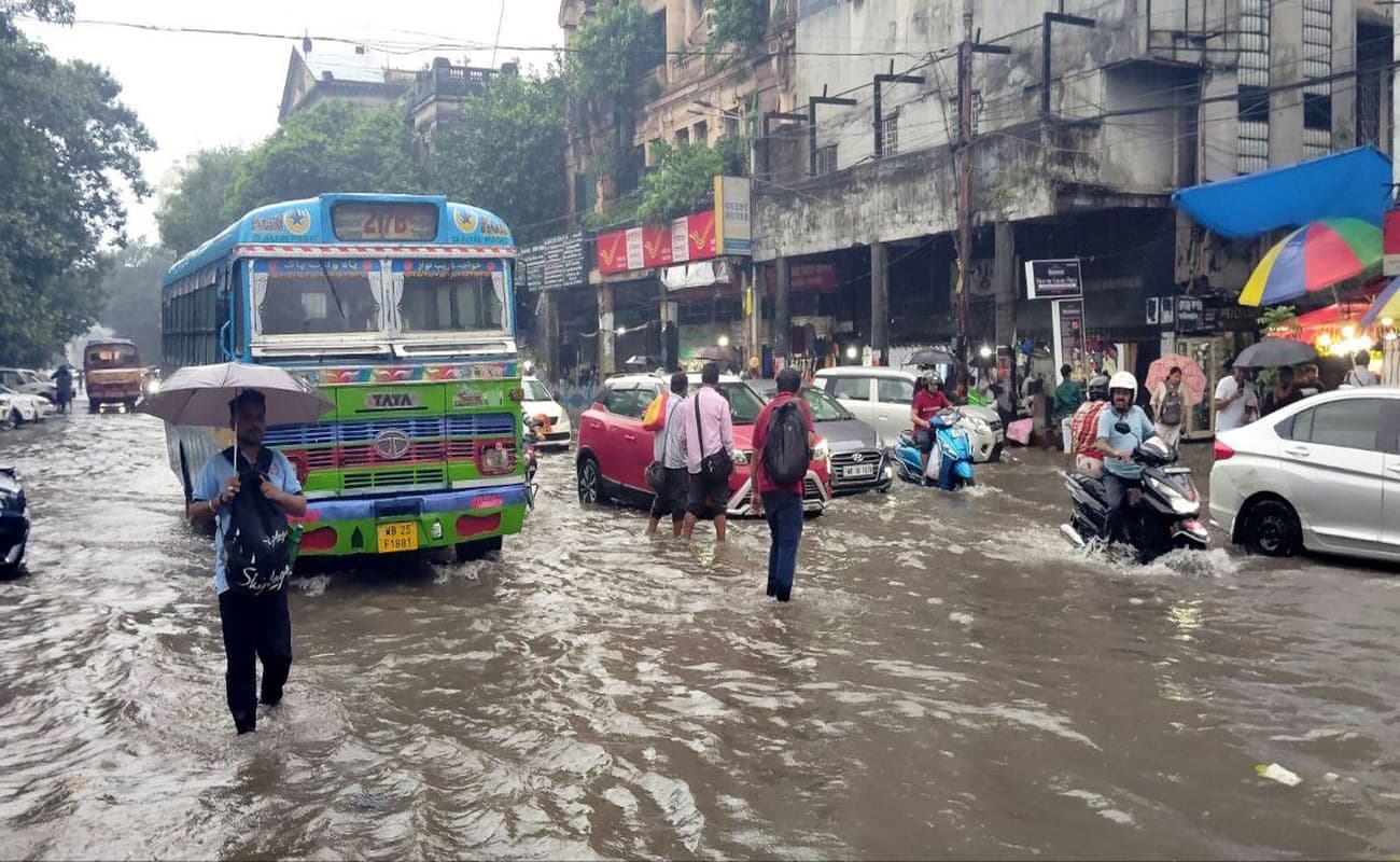 Rain in Kolkata 