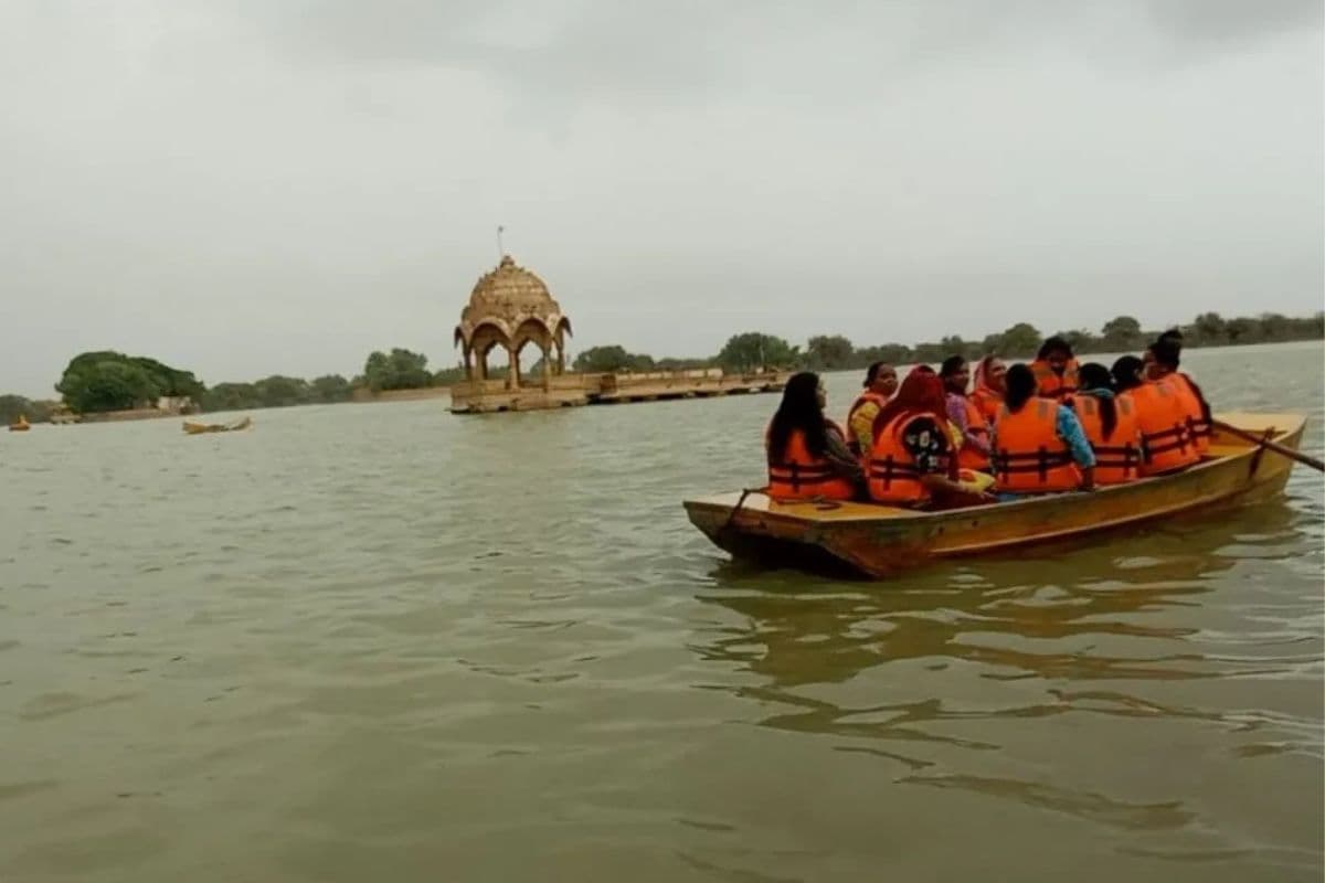 gadisar lake 