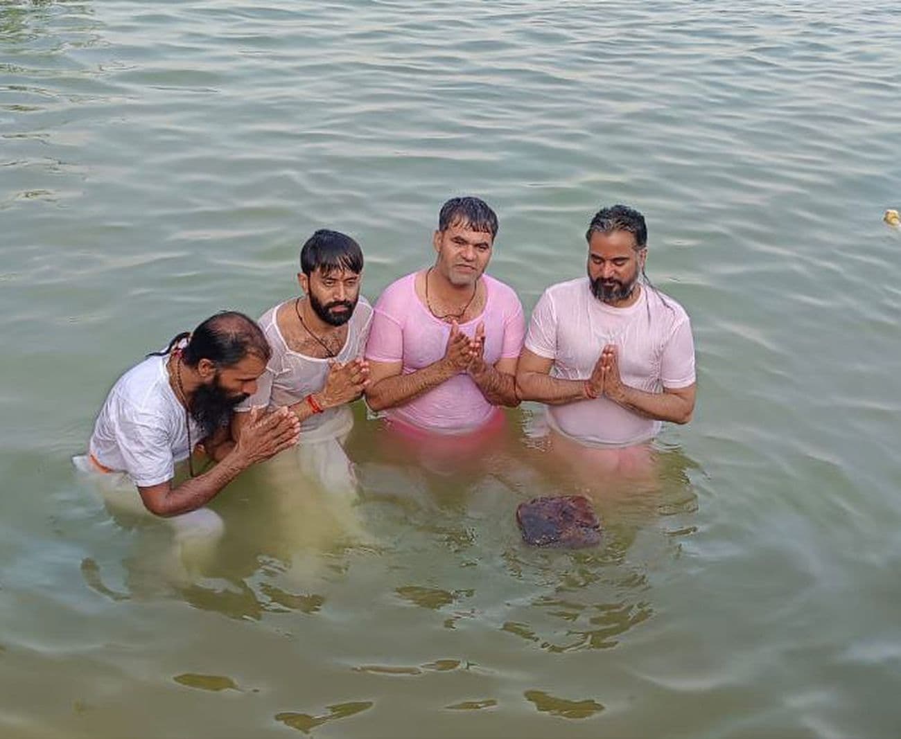 Brick made of penance by Dariav Maharaj like a floating paper boat in Ramdham Deval situated on the Lakhsagar coast of Ren in Nagaur district.