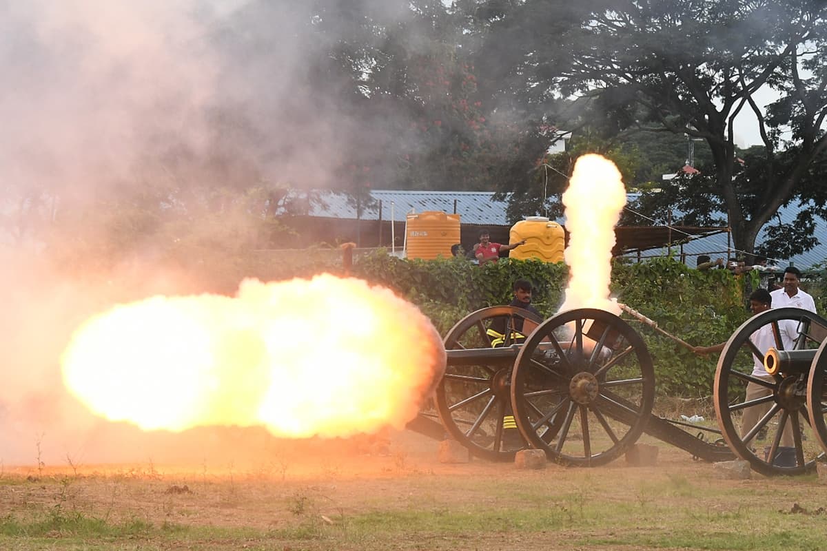 canon shots fired in the presence of Dasara elephants