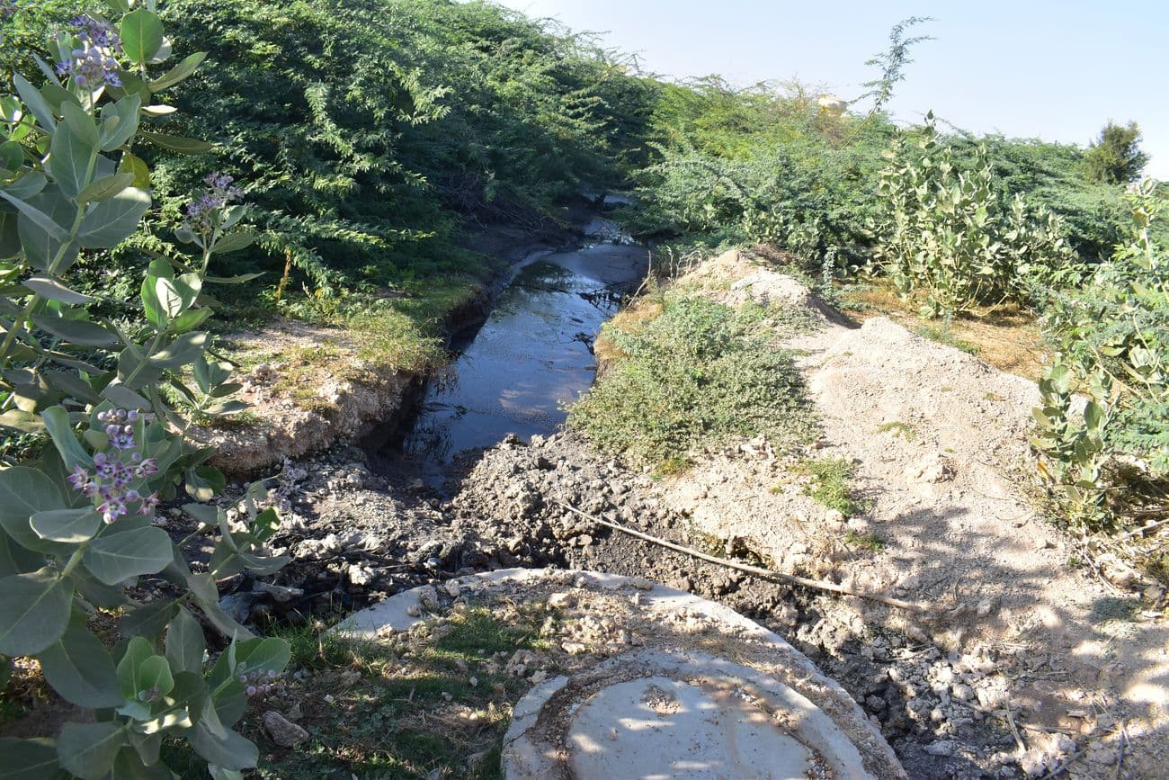 The system of treating sewerage water has broken down, all the water is not treated at the treatment plant.