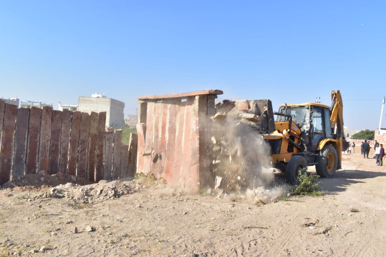 Encroachment on Journalist Colony and surrounding land removed