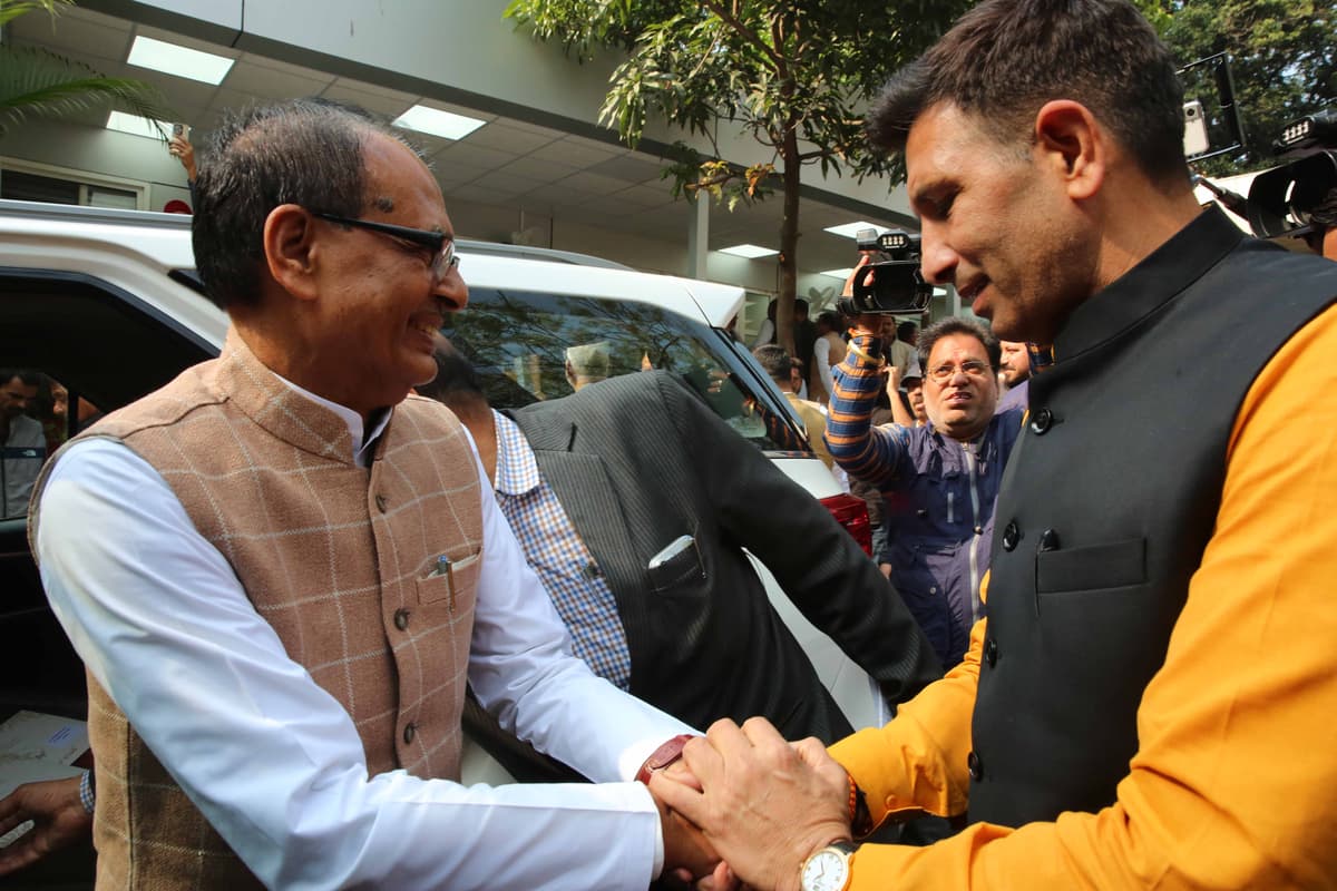 Shivraj Singh Chouhan And Jittu patwari