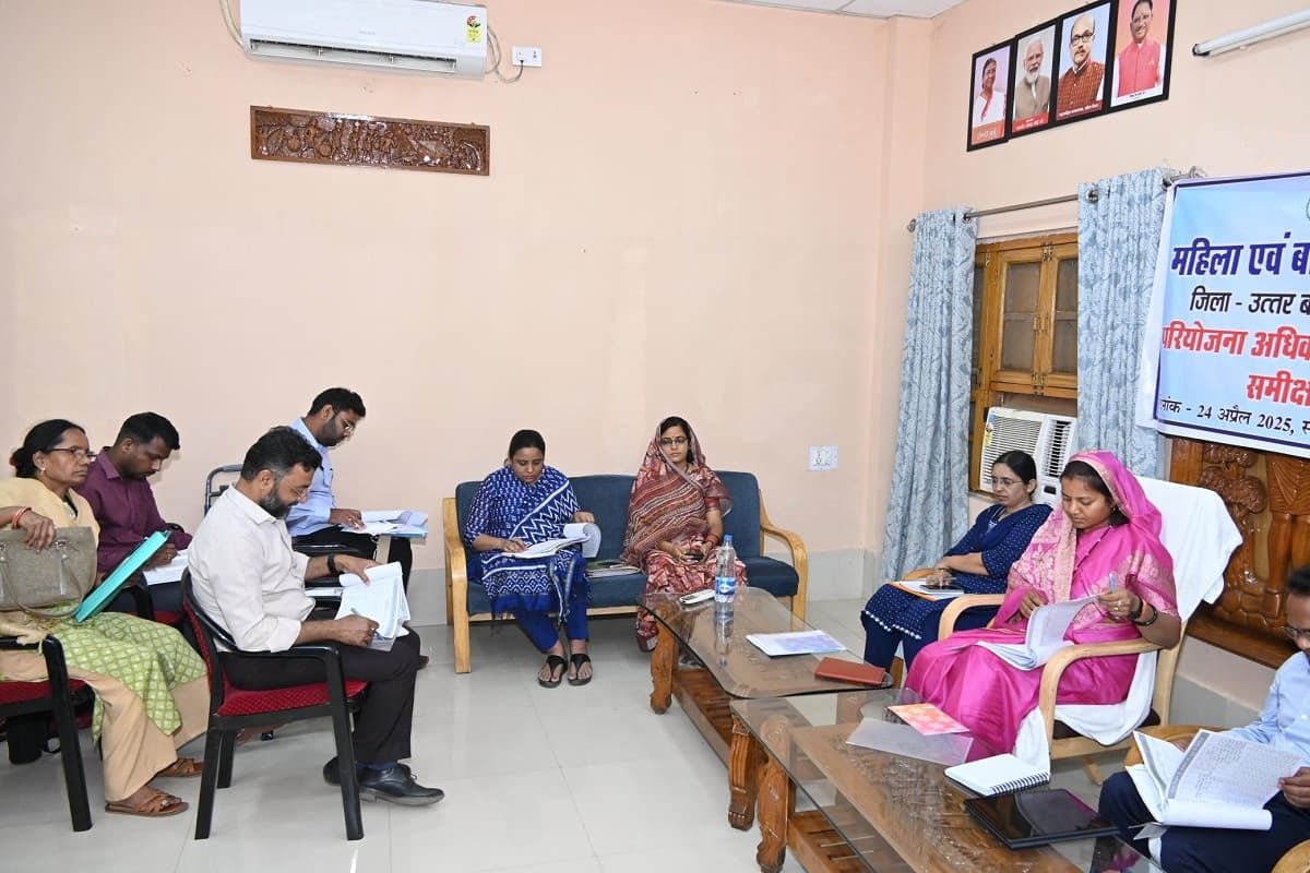 CG News: विष्णु के सुशासन में लापरवाही कतई बर्दाश्त नहीं… मंत्री राजवाड़े ने आंगनबाड़ी केंद्रों का किया औचक निरीक्षण, देखें तस्वीरें