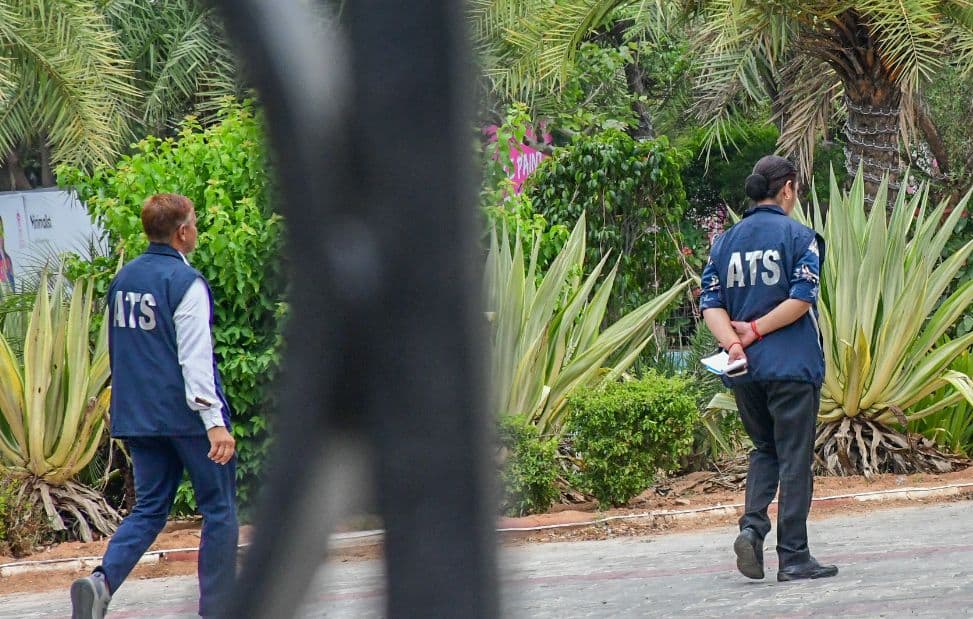 Sms stadium bomb threat 