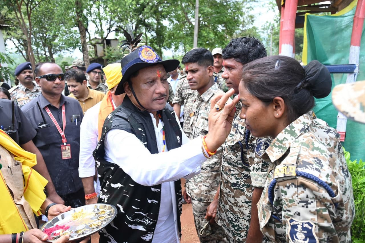 CG News: जवानों के बुलंद हौसलों से मिटेगा नक्सलवाद का कलंक: CM विष्णु देव साय