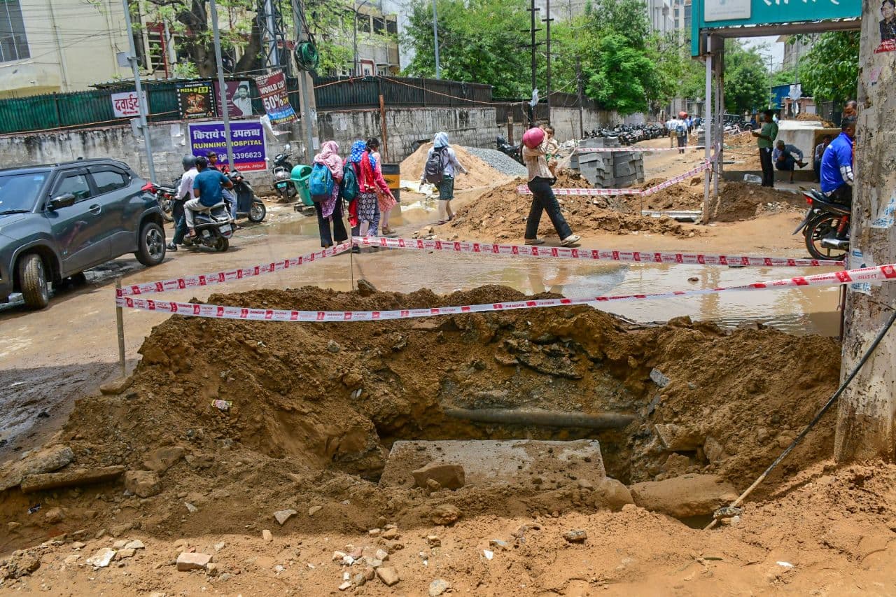 Roads are damaged in jaipur