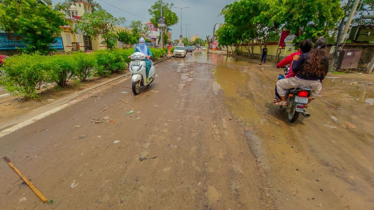 Rain in jaipur