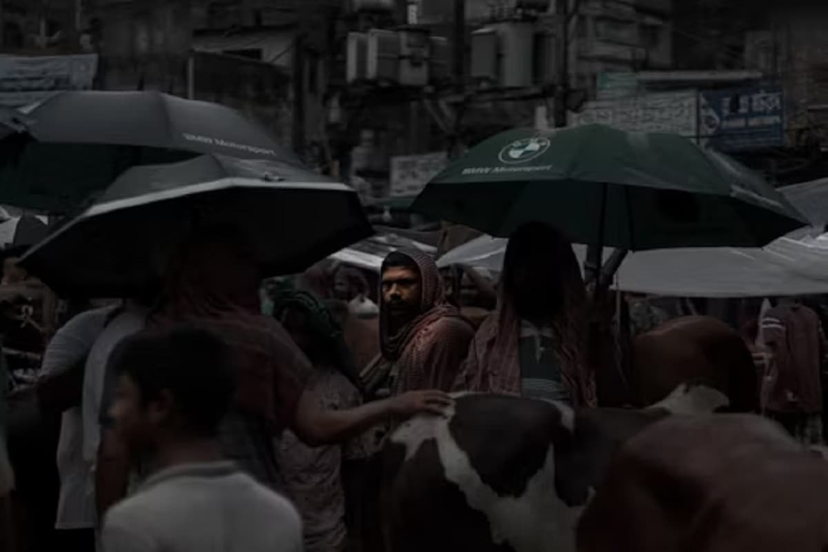 छत्तीसगढ़ के कुछ स्थानों पर आज बारिश के आसार, तो 4 डिग्री तक बढ़ेगा तापमान, एक क्लिक में जानें पूरा अपडेट