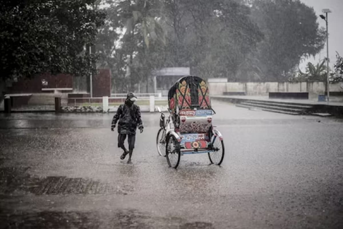 Weather Update: प्रदेश में अगले 5 दिनों तक होगी भारी बारिश, इन जिलों में जमकर बरसेंगे बादल, Alert
