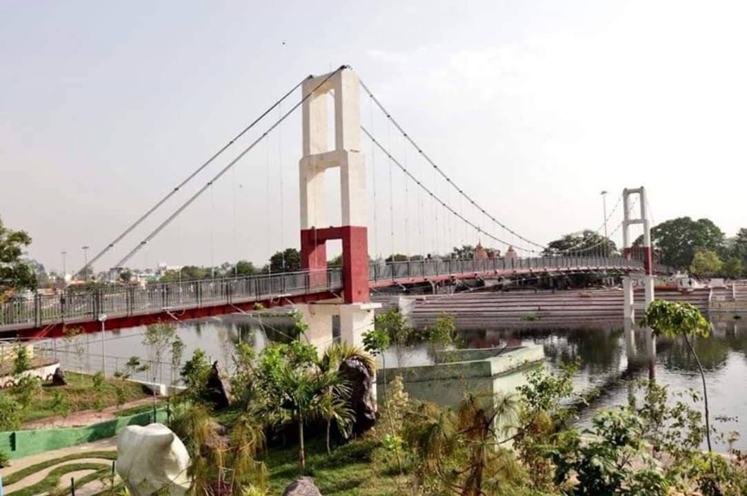 Mahadev Ghat: महादेव घाट का लक्ष्मण झूला बंद,  निराश होकर लौट रहे लोग, देखें तस्वीरें  