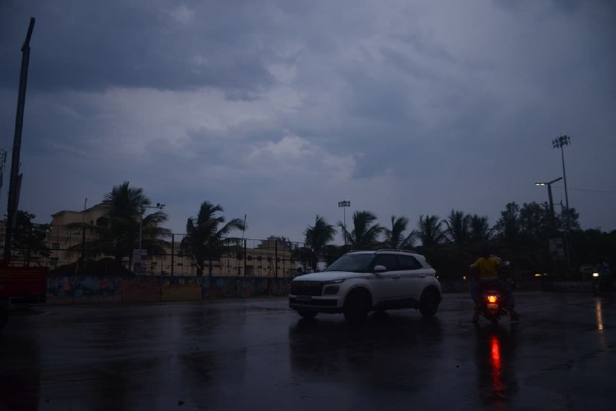 CG Weather Update: इन क्षेत्रों में अगले 4 दिन झमाझम बारिश के आसार, जानें आपके जिले में कैसा रहेगा मौसम!
